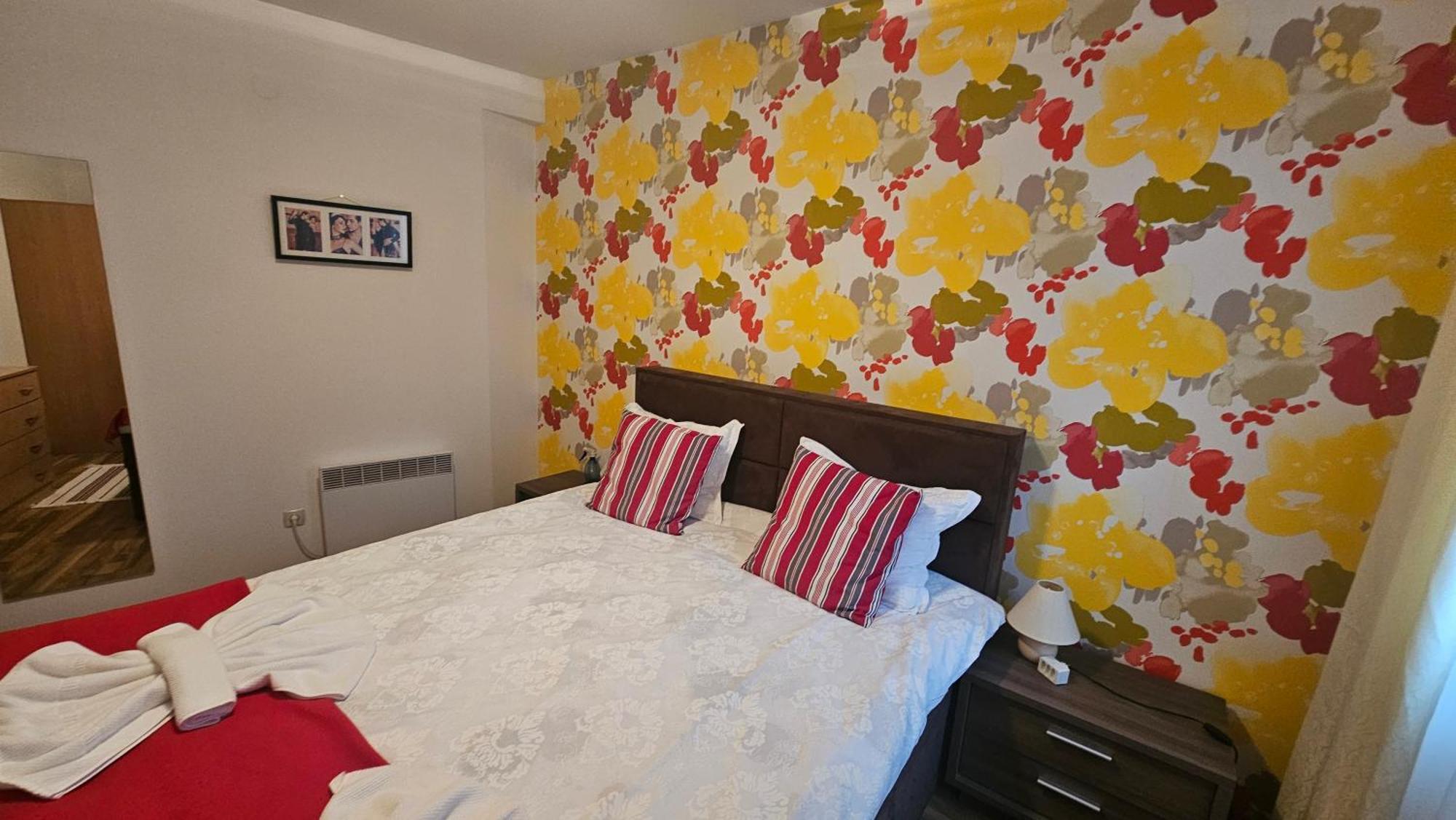 Ramada 2 Boutique Apartment Near Ski Road 班斯科 外观 照片