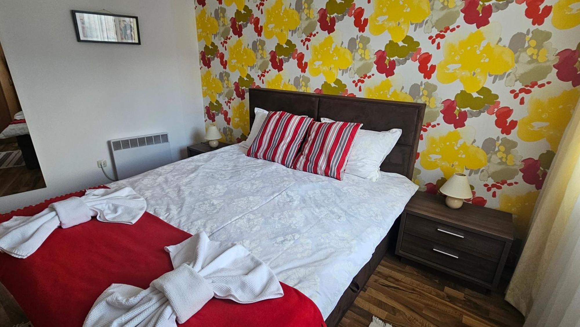 Ramada 2 Boutique Apartment Near Ski Road 班斯科 外观 照片